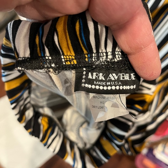 Work/dress slacks. Pull on, thin, silky feel, extremely comfortable - Picture 3 of 4